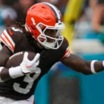 4 NFL Players Trending Up & Down: Week 12 (2024 Fantasy Football)