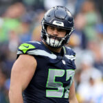 Starting Seahawks center Connor Williams abruptly retires midseason