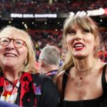 Taylor Swift won’t celebrate Thanksgiving with K...