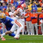 Cade Klubnik’s 50-yard TD run powers Clemson to a 24-20 comeback win over Pitt