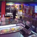 Chicago police investigate attempted burglary at Hermosa business