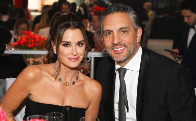  Kyle Richards and Mauricio Umansky Celebrate Blend...