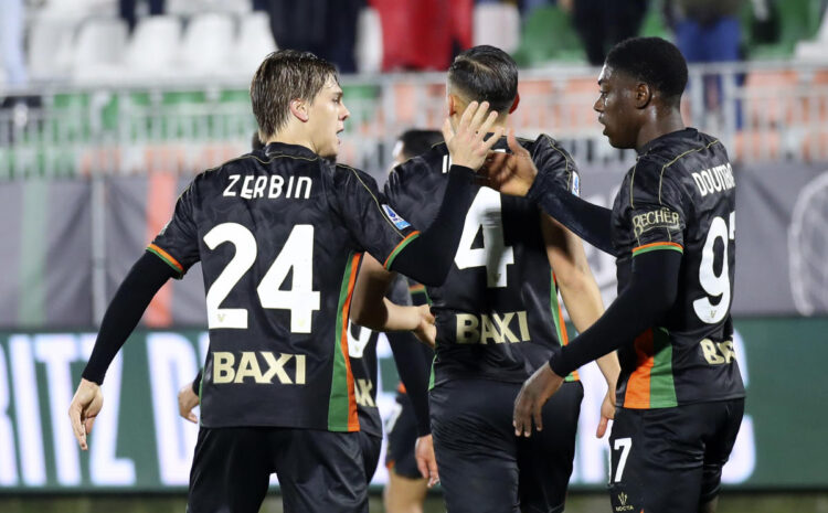  Venezia and Verona draw in Serie A relegation figh...