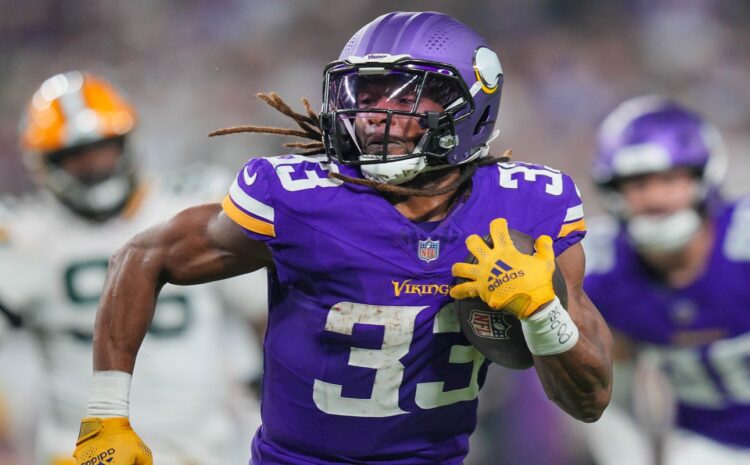  Vikings RB Aaron Jones among El Paso athletes exce...