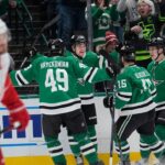 Stars beat Red Wings 4-1