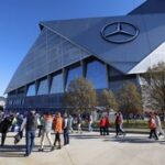 How does Atlanta keep attracting major sporting events?