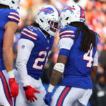 Bills score 31 straight points to blitz Broncos