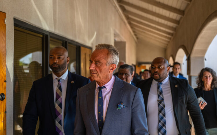  Amid Tension Around H.H.S. Cuts, Kennedy Meets Wit...