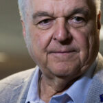 Swept Out of Office by Covid, a Democratic Governor Eyes a Comeback
