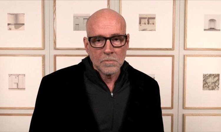  ‘Definition of stupid’: Scott Galloway on tari...