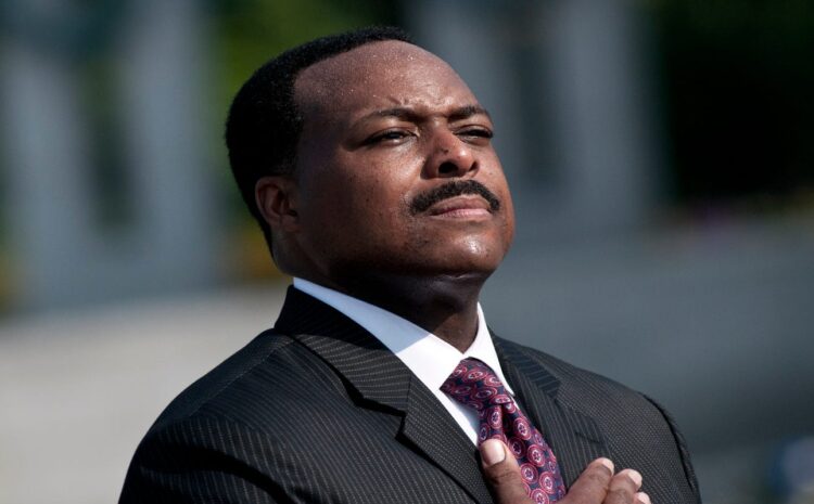  Leon Harris reveals departure from NBC4 Washington...