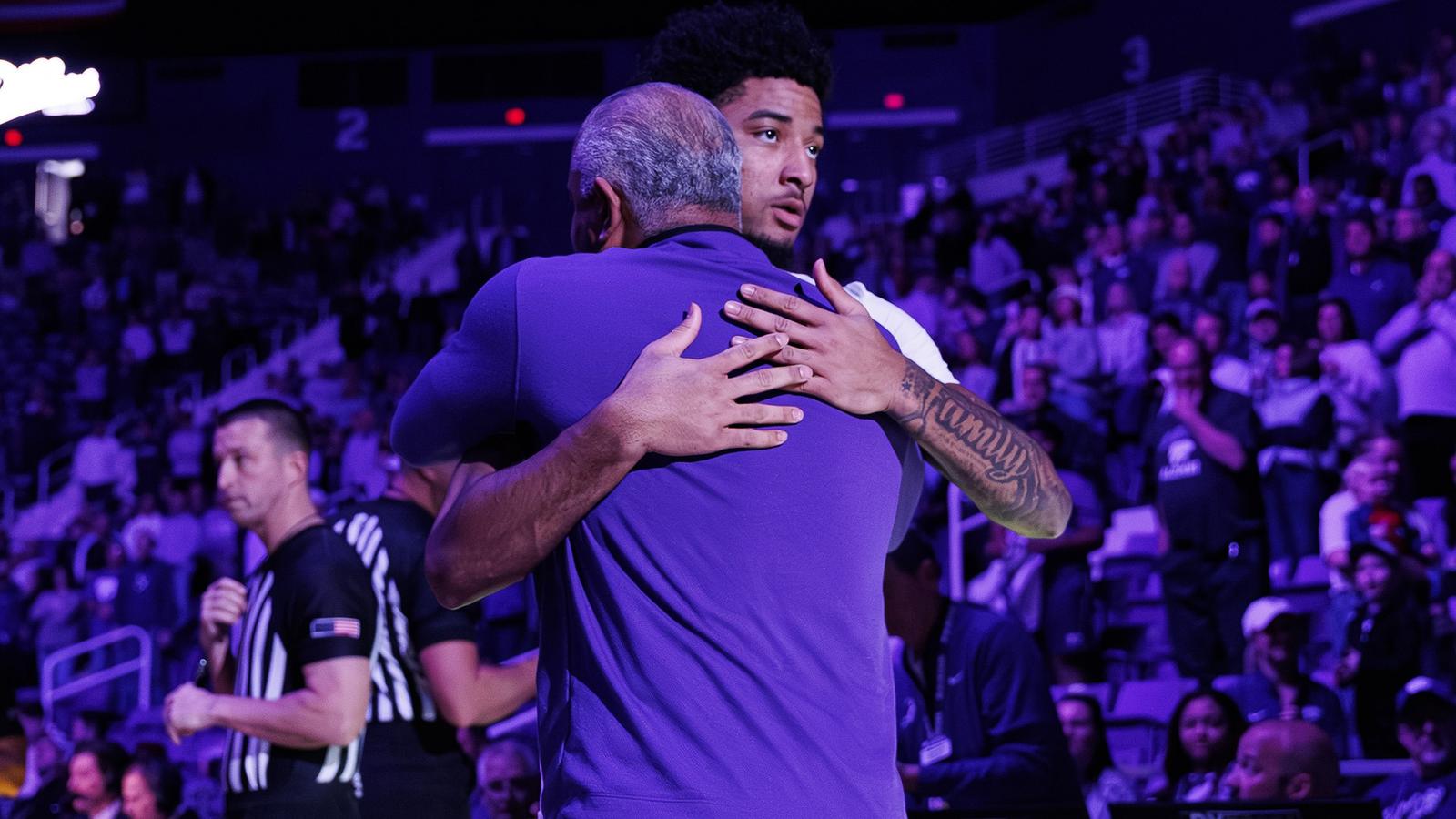 From Handshake to Hug – Kansas State University Athletics